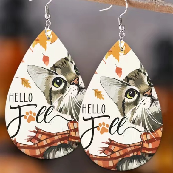 Cat Fall Earrings - Picture 1 of 4